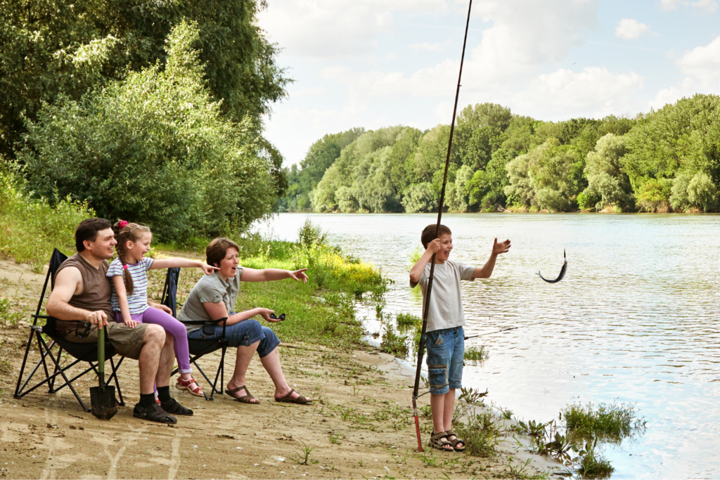 chairs for fishing and fishing wagon